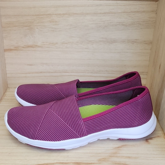 LL Bean Women's Back Cove Slip-Ons New - Picture 5 of 9